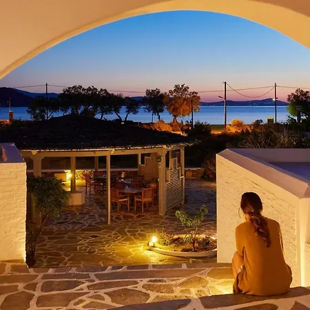 Galaxy Naxos Otel 4*