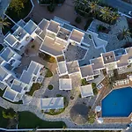 فندق Galaxy Naxos 4*