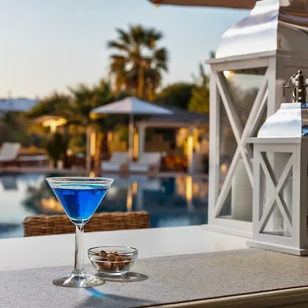 Galaxy 4* Naxos City